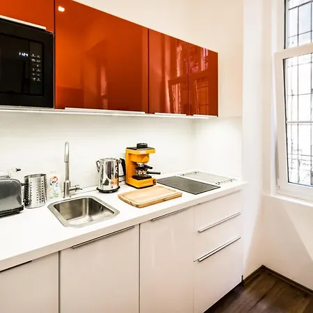 Weiner's Studio Downtown Apartment Budapest
